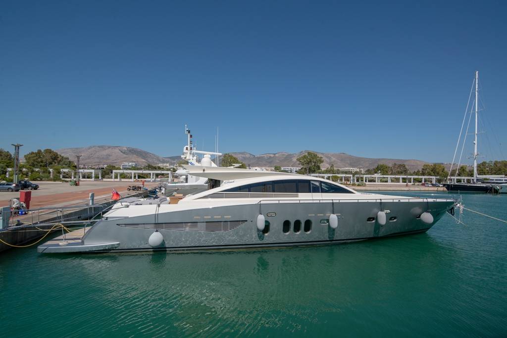 Sun Anemos – Yacht charter in Greece with crew.