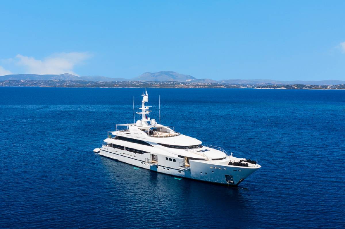Persefoni motor yacht. Yacht charter Greece. Persefoni yacht price.
